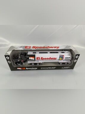 First Gear Speedway INDYCAR Mack 1:34 Tanker Truck Toy Black White Lights Sounds